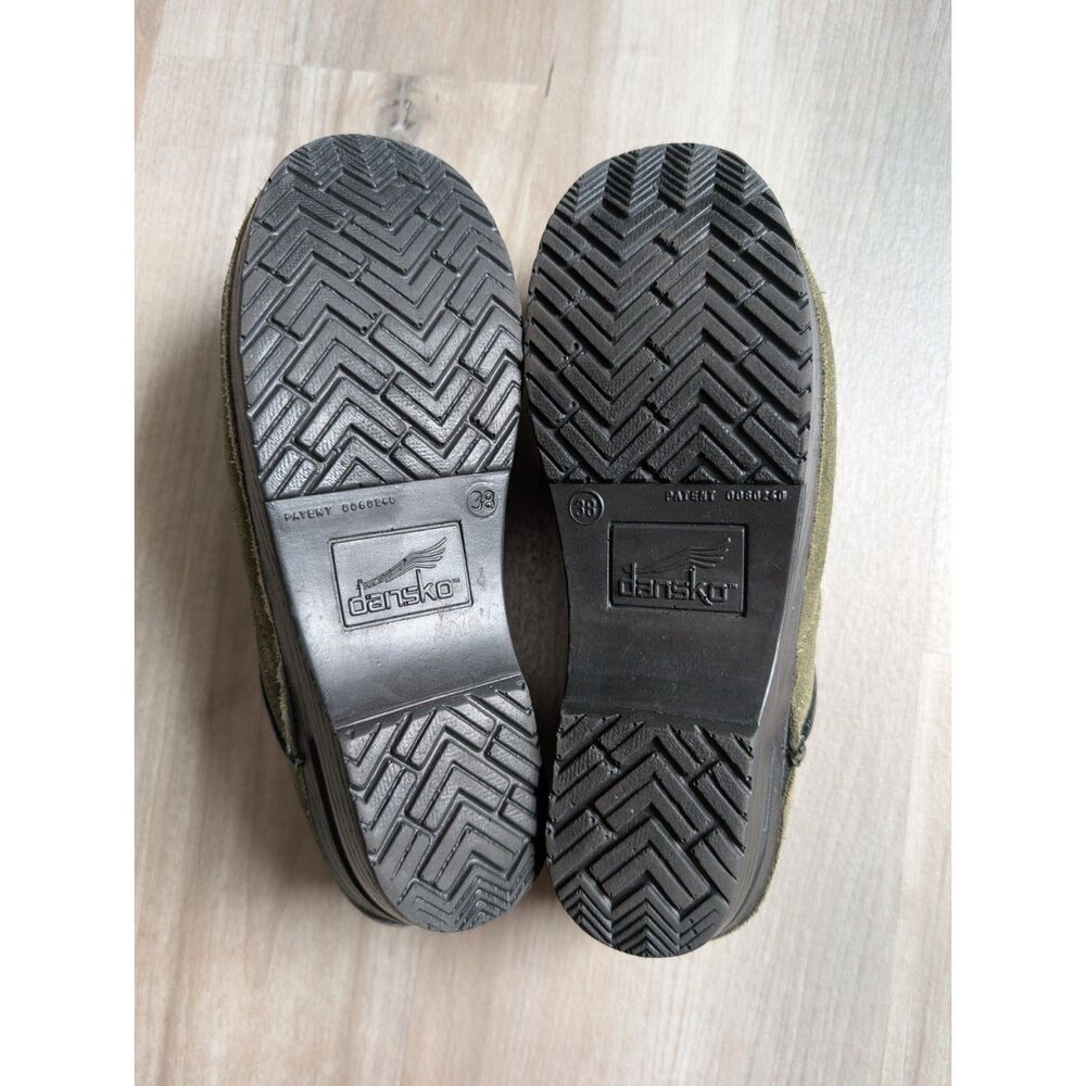 Dansko Professional Clogs in Olive Green Suede, Size 38 (S2) - Picture 6 of 9